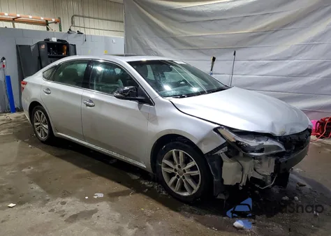 2013 Toyota Avalon Base z USA, uszkodzony, nr VIN 4T1BK1EB5DU017034